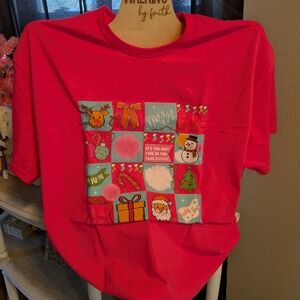 Gildan Red Short Sleeve Tee with Festive Print